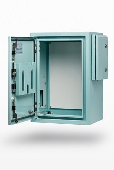 Pole Mount Aluminium Field Cabinet - 4